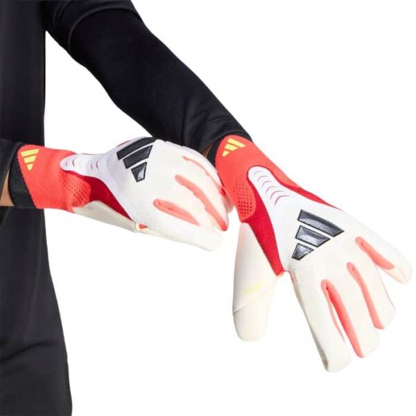 ADIDAS Predator Pro BORN FOR GOALS