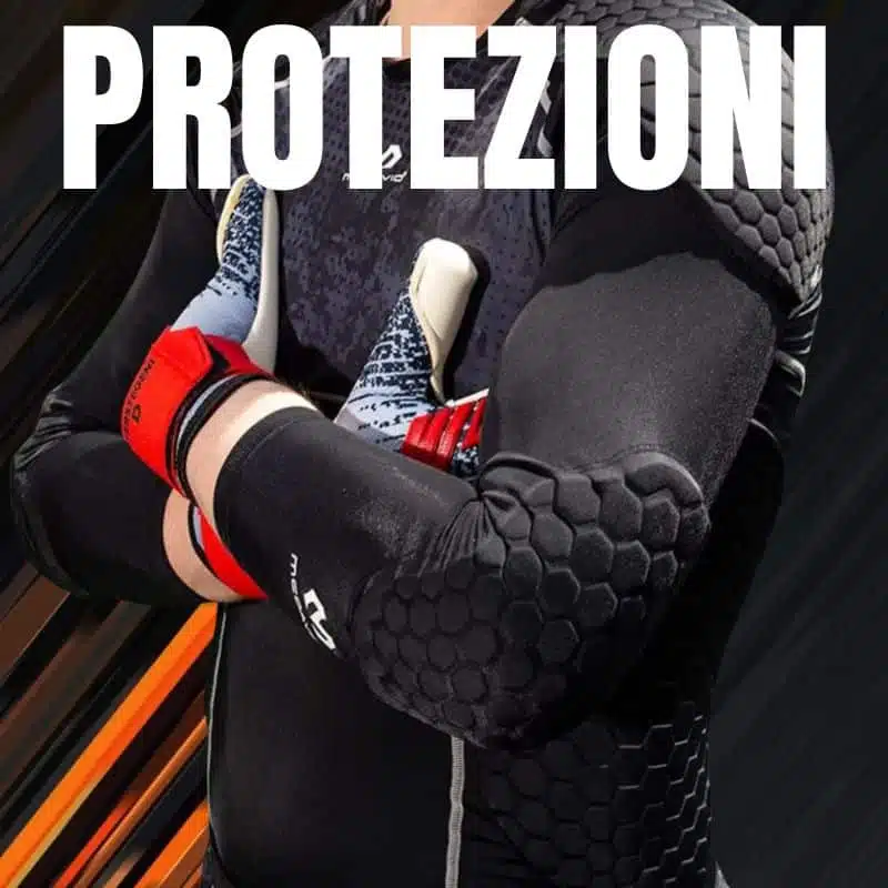 Portiere che mostra in primo piano le protezioni